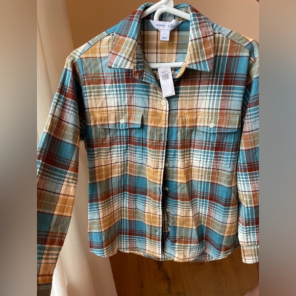 Old Navy Women’s Plaid Button Up Small NWT - Picture 4 of 6